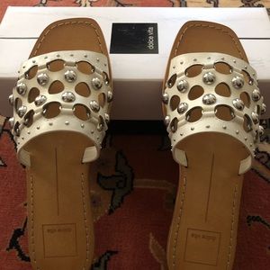 NIB DOLCE VITA Celita slide sandal off white leather. Size 6